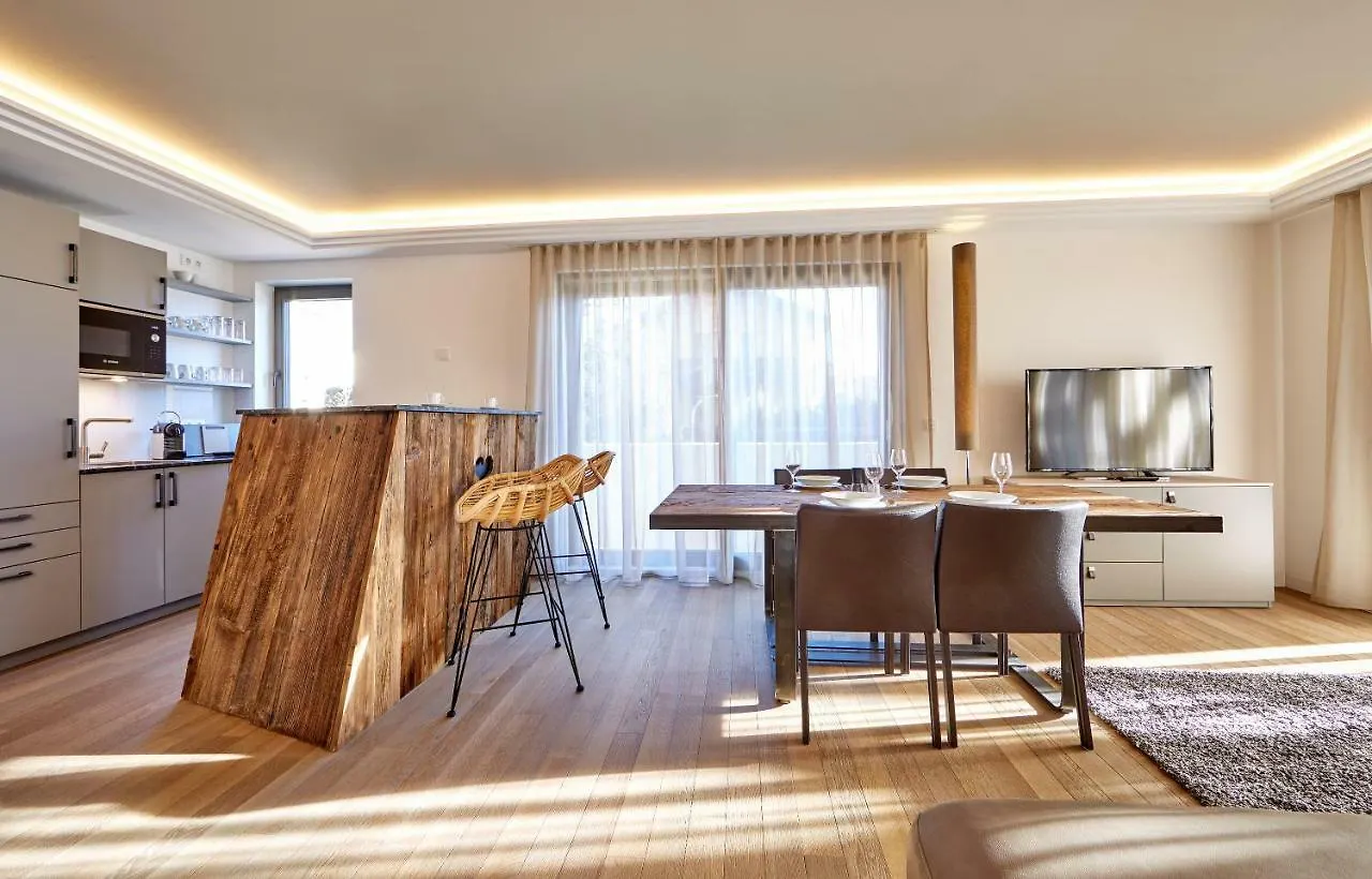 City Suites Murnau مورناو ام ستافلسي